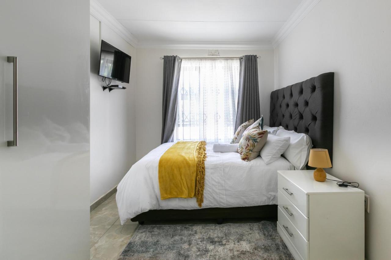 Signature Lodge Kempton Park Exterior foto