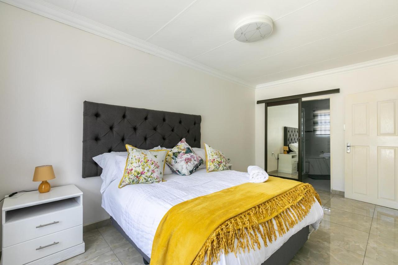 Signature Lodge Kempton Park Exterior foto